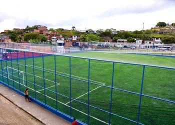 Candeias: Campo de Futebol da Saboaria é inaugurado; Prefeito anuncia pavimentação de 9 ruas