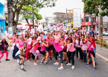 Caminhada rosa e mutirão de saúde movimentam Candeias na prevenção ao Câncer