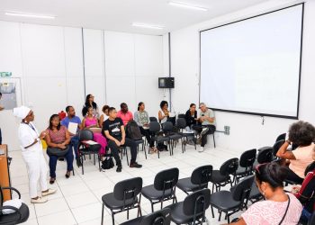 Professores da rede de ensino de Candeias participam de formação do A Tarde Educação