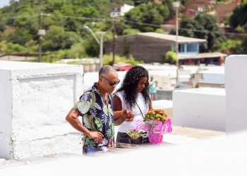 Dia dos Finados é marcado por movimentação intensa e homenagens no Recanto da Saudade