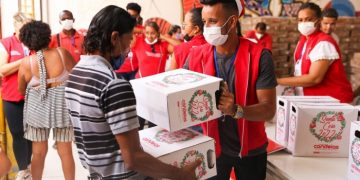 Santa Ceia: Conheça o projeto que neste ano atingirá a marca de mais de 97 mil famílias beneficiadas