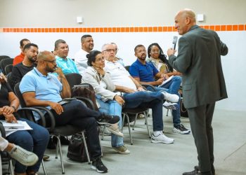 Candeias: Prefeito Eriton Ramos reúne equipe técnica para elaborar ações dos próximos 100 dias