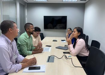 Prefeito Eriton Ramos se reúne com gerência da Coelba para discutir demandas do município