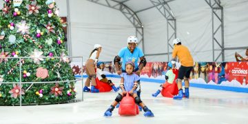 Em tarde de inclusão, crianças autistas vivem experiência de patinar no gelo