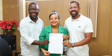 Candeias: prefeito anuncia novo piso salarial para profissionais do magistério