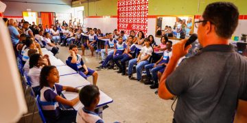 Candeias: Ano letivo de 2025 é iniciado para quase 11 mil estudantes da rede municipal de ensino