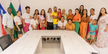 Candeias: Prefeito projeta ampliação no serviço de atendimento a pessoas com TEA