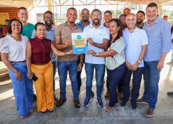 Candeias: Em assinatura de OS prefeito anuncia reforma de todos os PSF’s da cidade