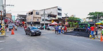 Candeias: Prefeitura conclui asfalto na Wanderley com proposta de melhorar a mobilidade e reduzir congestionamento no centro da cidade