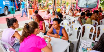 Candeias: Caravana da saúde e social atende dezenas de mulheres em Passé