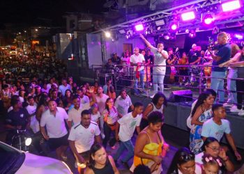 Candeias: Atos proféticos, louvor e adoração marcam mais uma edição da Marcha para Jesus