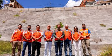 Defesa Civil e técnicos da Codesal visitam áreas de riscos para implantação da Central de Monitoramento do tempo