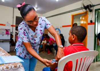 Candeias: Mutirão de Atenção Especial beneficia moradores do Cedro com serviços de saúde e social
