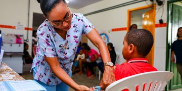 Candeias: Mutirão de Atenção Especial beneficia moradores do Cedro com serviços de saúde e social