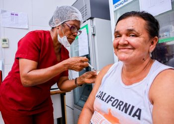 Candeias: DIA D de imunização contra a gripe mobiliza 12 UBS do município