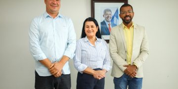 Candeias: Prefeitura realiza reunião na SEDUR para viabilizar obras para o município