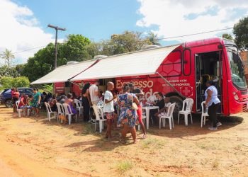 Candeias: Expresso da saúde garante consultas e exames para moradores de bairros mais distantes