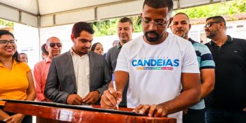 Começou! Prefeito assina Ordem de Serviço de PSF e abre licitação para finalização do píer de Caboto