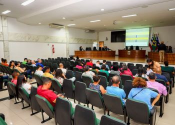 Candeias: Técnicos da SEFAZ apresentam principais pontos do PPA em audiência pública