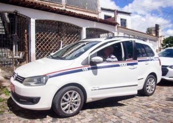 Candeias: Taxistas são convocados para vistoria obrigatória para renovação de alvará; saiba detalhes