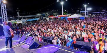 Candeias: Fiéis terão ônibus gratuitos disponibilizados pela Prefeitura nos dias de shows da Semana Evangélica; confira os roteiros