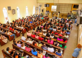 Candeias: Profissionais da educação participam de seminário em prol da inclusão na rede municipal de ensino