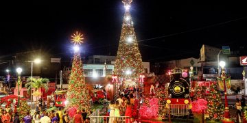 Candeias: Prefeitura dá início ao Natal “Cidade que Cuida” com shows de luzes e grande participação popular