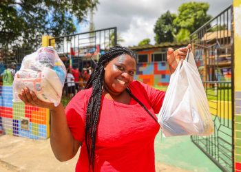 Candeias: Beneficiários dos distritos comemoram mais um ano de entrega da Cesta Natalina