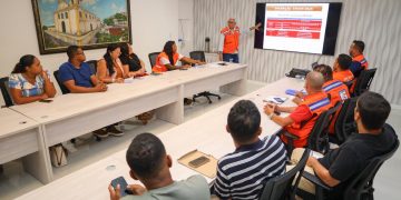 Candeias: Prefeito Eriton reúne equipe de trabalho e lança Operação Chuva 2026