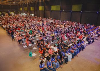 Candeias: Jornada pedagógica tem Carlinhos Brown; Renato Piaba e mais de mil profissionais da educação