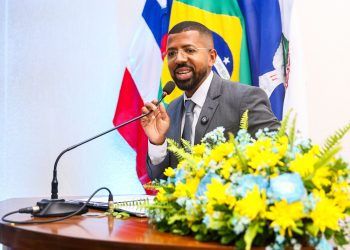 Com mais de R$ 100 milhões em investimentos, prefeito Eriton Ramos apresenta o Programa Candeias 70+