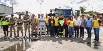 Candeias: Prefeitura inicia campanha Maio Amarelo com blitz educativa