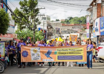 Candeias: Tradicional caminhada do 18 de Maio movimenta centro da cidade