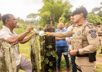 Candeias: SEMAN realiza ação educativa em parceria com a polícia militar e PRE