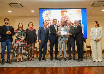 Candeias: Gestão Eriton Ramos imprime padrão de transparência e recebe selo do MP