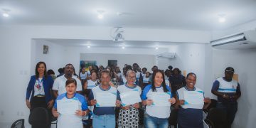 SEDUC e SEMPS realizam entrega de certificados aos alunos do EJA