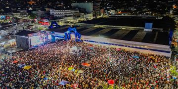 Festa ao som do arrocha encerra a programação do aniversário de Candeias