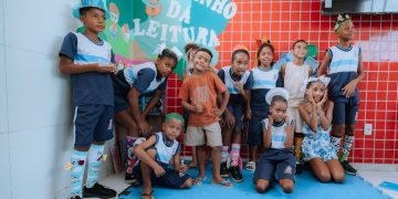 Candeias: Educação encerra semana da criança com desfile maluco