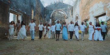 Candeias: Noivos realizam ensaio fotográfico nas ruinas de Passé